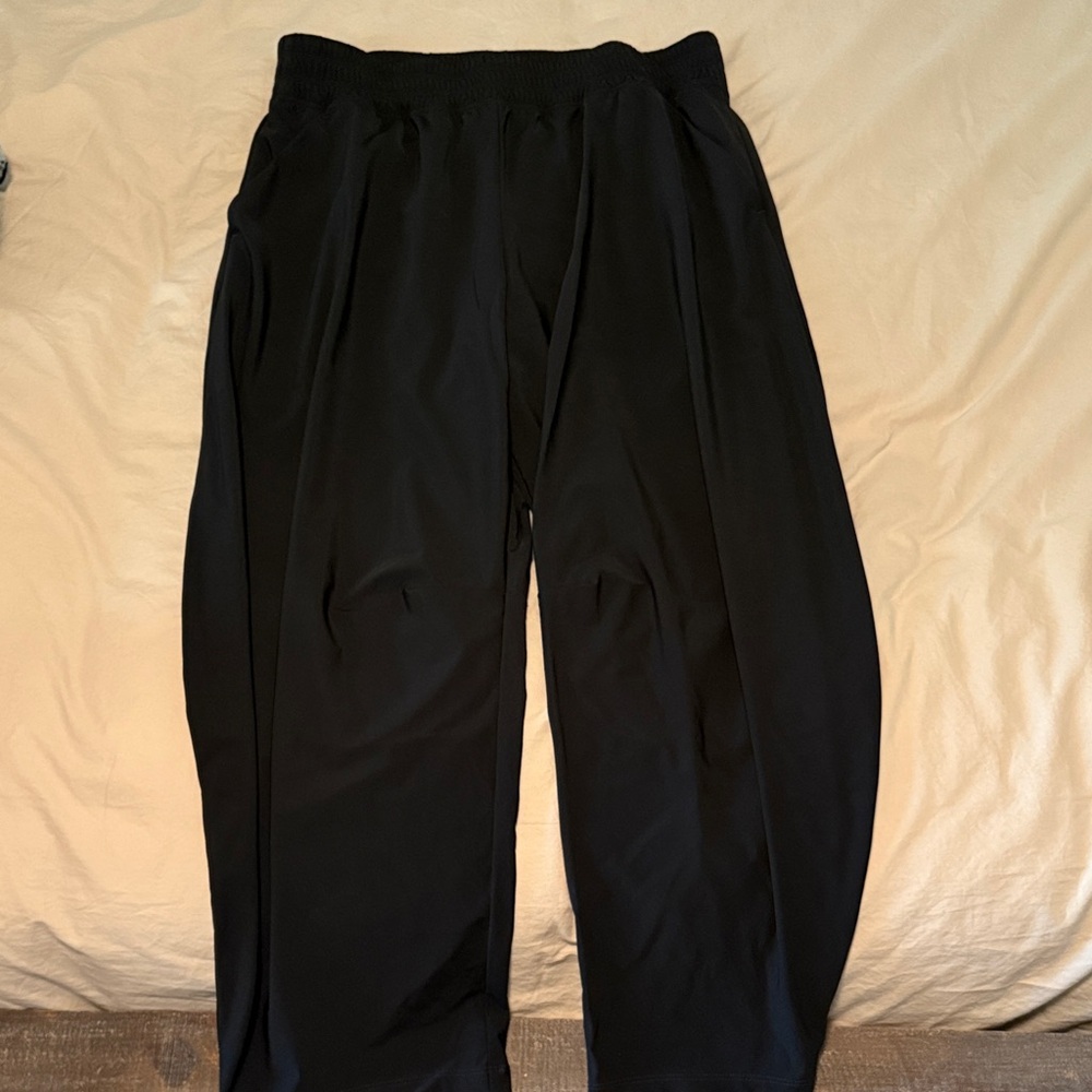Old Navy Barrel/ Balloon Pant